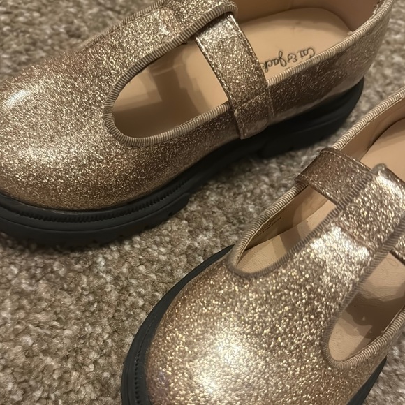 Gold Glitter Kids Shoes - 9 toddler - Picture 7 of 7